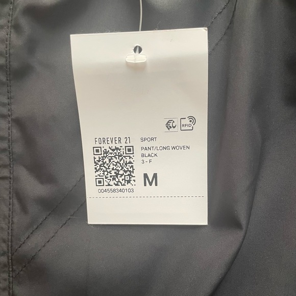 Forever 21 windbreaker joggers - Picture 3 of 4